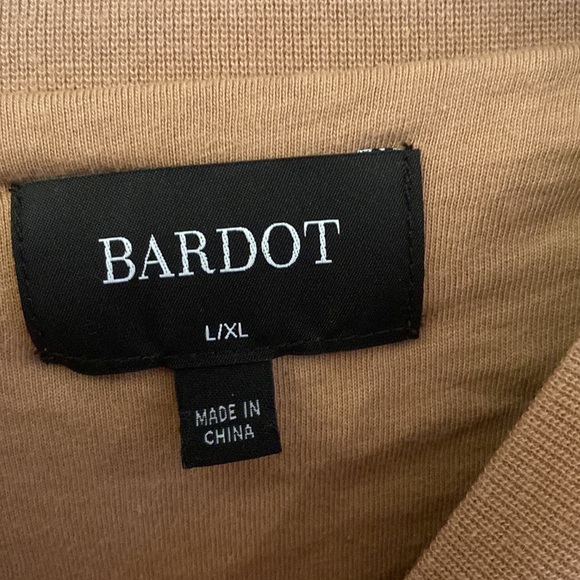 Bardot cropped fluffy sweater size large / xo - Picture 3 of 5